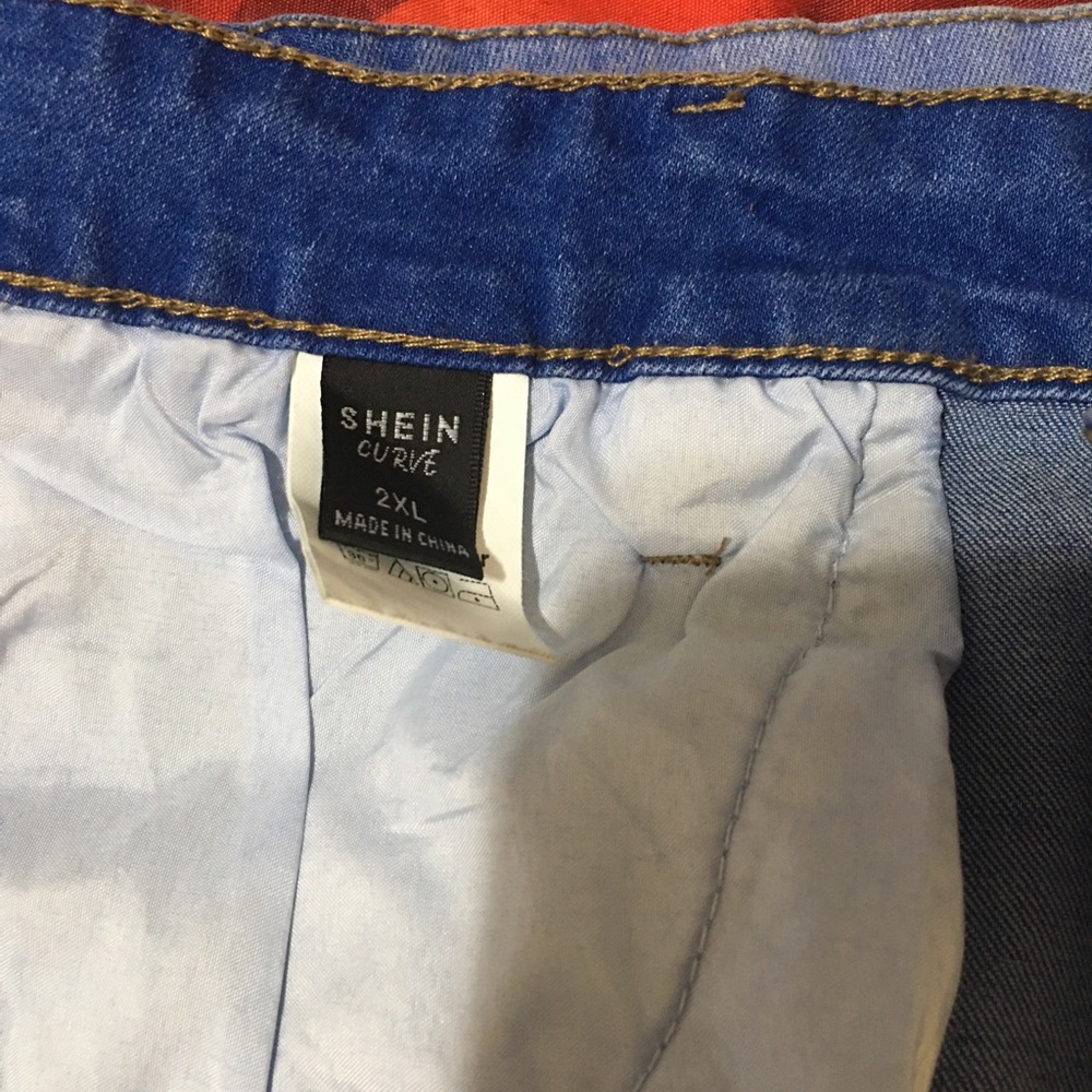 Pants - Picture 6 of 9